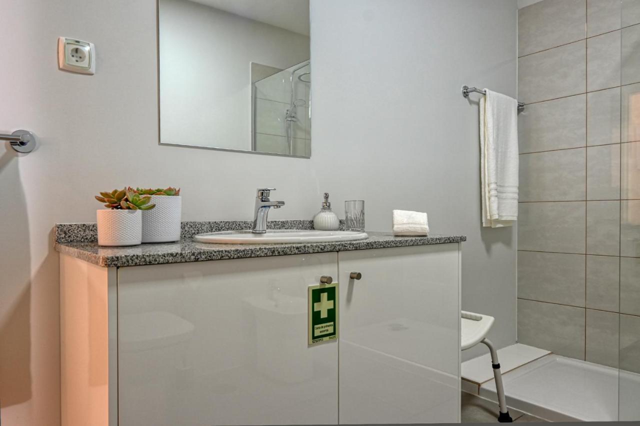 Nidia'S Place, A Home In Madeira มาชิโก ภายนอก รูปภาพ