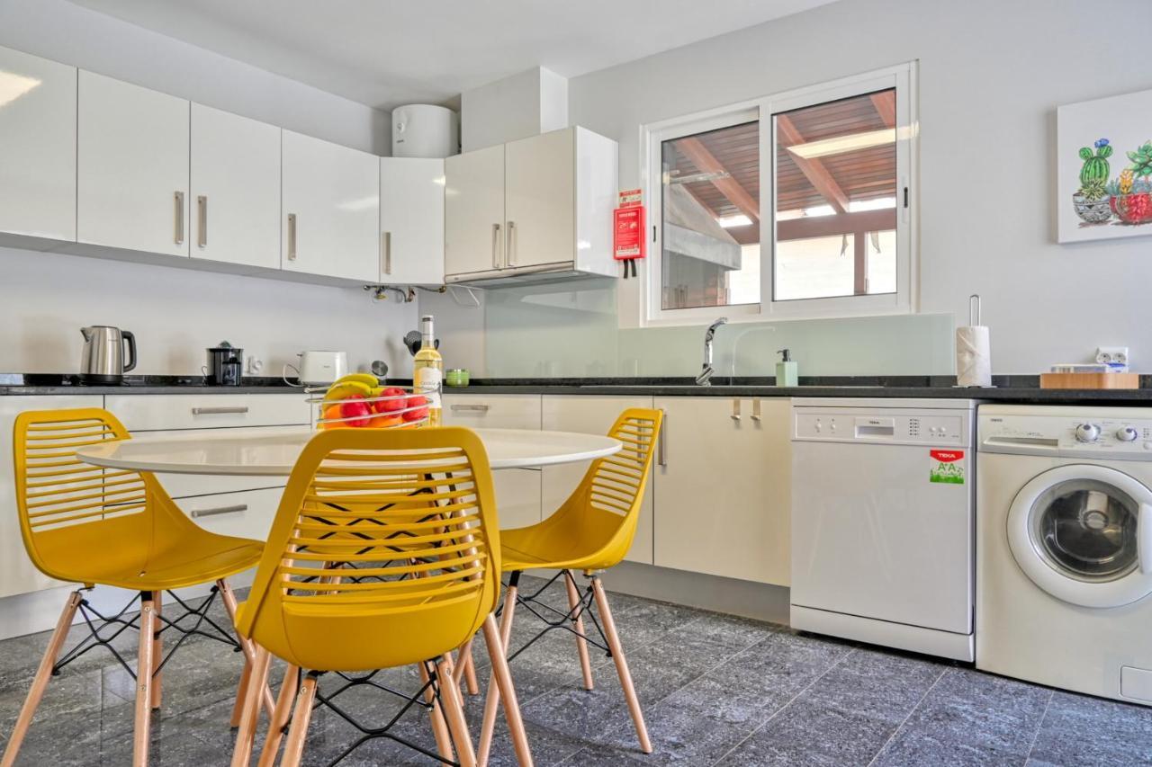 Nidia'S Place, A Home In Madeira มาชิโก ภายนอก รูปภาพ